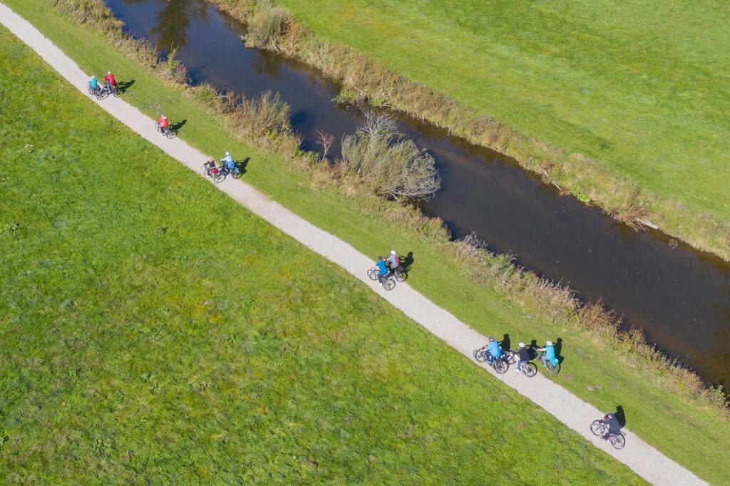 Bergkichen, an der Maisach entlang