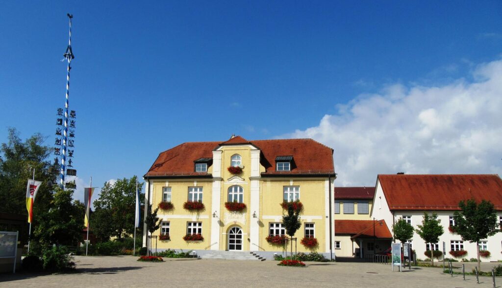 Rathaus der Gemeinde Maisach